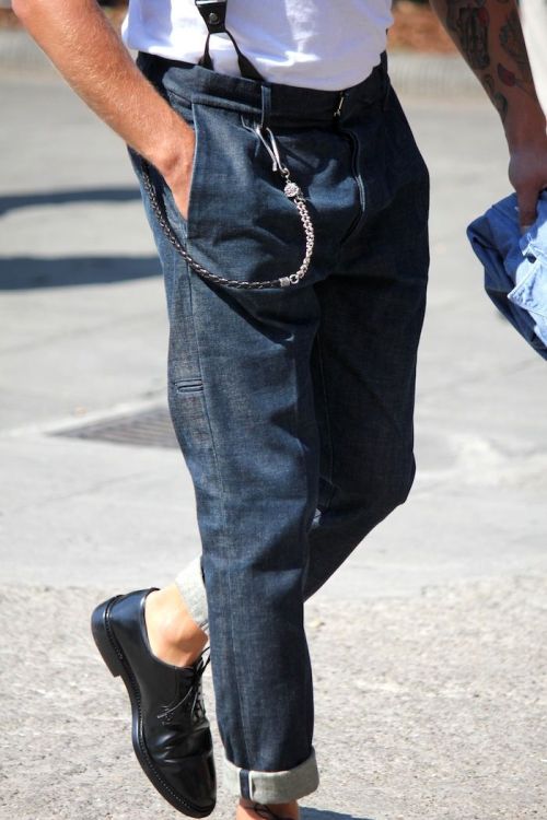 the-suit-men:   Follow The-Suit-Men  for more menswear inspiration.  Like the page on Facebook! 