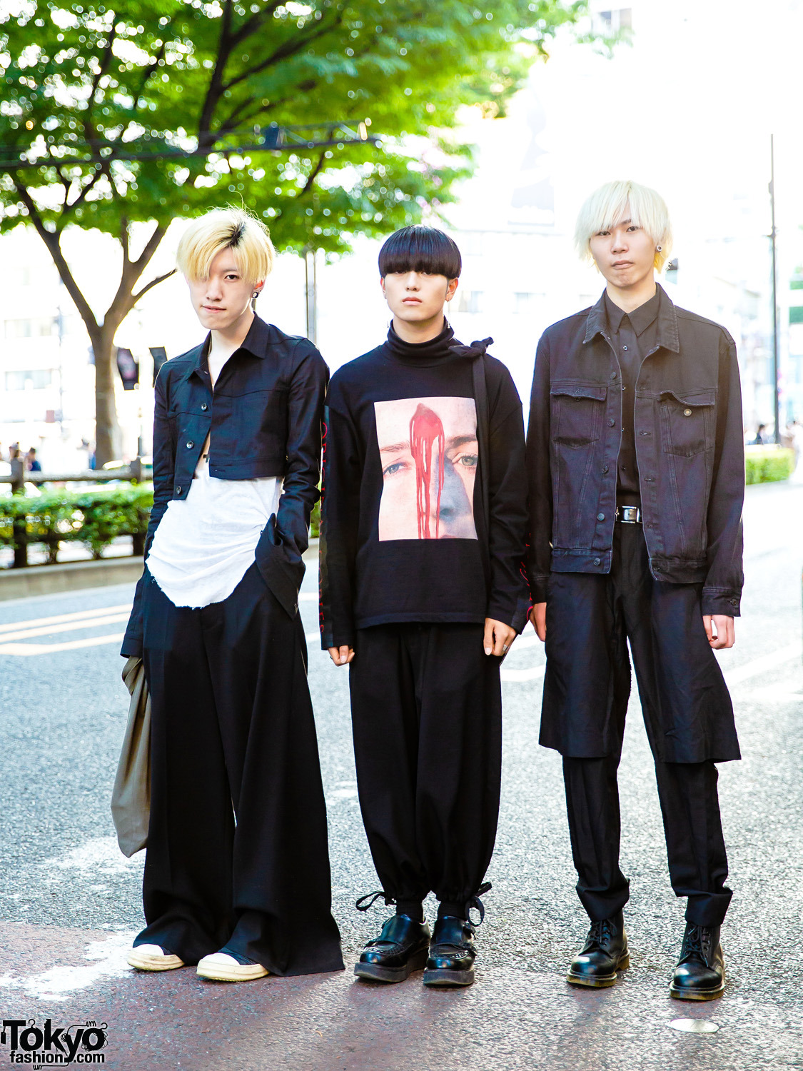 tokyo-fashion:  Japanese students Hikari, Ryo, and Koutarou on the street in Harajuku