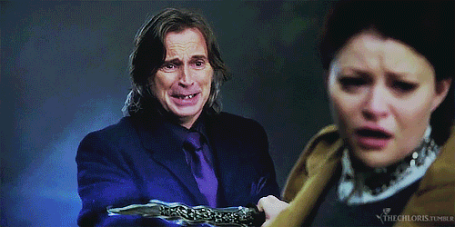 thechloris:Rumplestiltskin, I command you to leave Storybrooke.Belle, no, please. I won’t be able to