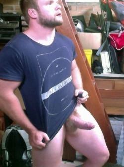 barebackmuscles:  #muscled #hunk #thick #fatcock