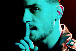 g-eazysource:Listen, it’s between us, our secret, don’t tellIt’s Beatles Mania when I leave the hote