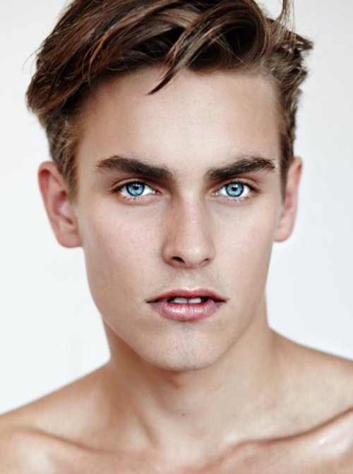 hypnoticeyesandlips: Otto Seppalainen POP QUIZ: How long it will take before this male model is sedu