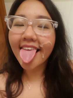 lovelyybonnes:  When Daddy said he wanna nut twice but you suck him so good you got all the cum in one go 💦💖