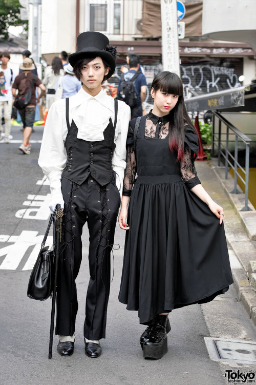 19-year-old Japanese fashion students Gothmura and Ayaca on the street in Harajuku. He&rsquo;s w