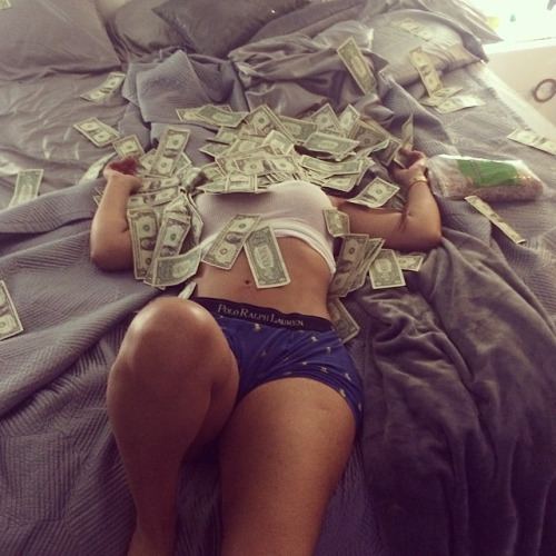 eat-pvssy:  http://hellish-daddy.tumblr.com/ 