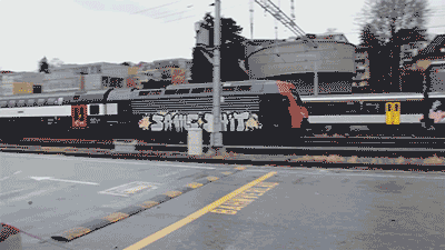 biezdielnik:  same shit / different train