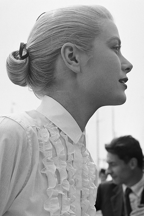 missavagardner: Grace Kelly during the Cannes Film Festival, 6th May 1955.