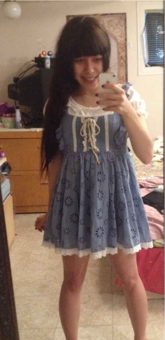 littleningyo:  I received my new dress today :P and like that wasn’t enough, the