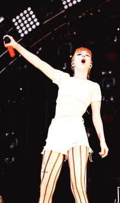 yeelyahwilliams:  Hayley Williams of Paramore