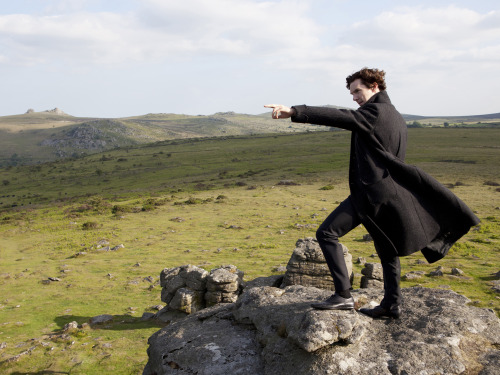 nixxie-fic:BBC Sherlock - Production Stills - Sherlock On Dartmoor pt 2 - Sherlock looks like he’s l