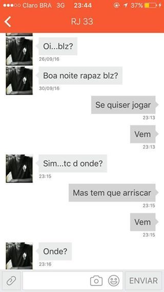 ruadrop:  humotariano:  “ Da até medo …”  KKKKKKKKKK AQUELAS DE JOGAR AS MÚSICAS