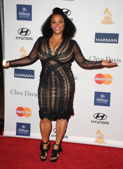 thebeautyoftheblackbody - Jill Scott100 percent all Woman!!