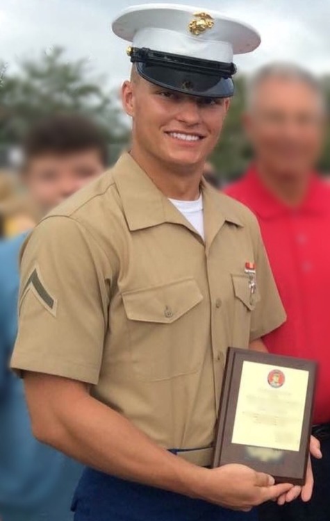 jarheadtamer:Still best in uniform.