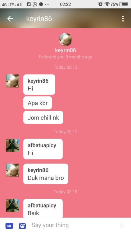 Hahaha kesian ko. Bodoh emo tak bertempat. Kadang2 bila kita send mesej tu tumblr or line lembab. Bo