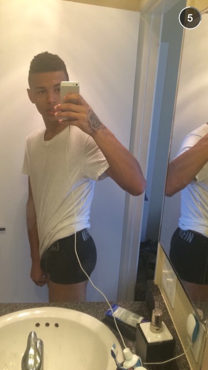dshaepeee:  tretizzle:  dshaepeee appreciation post.  😁