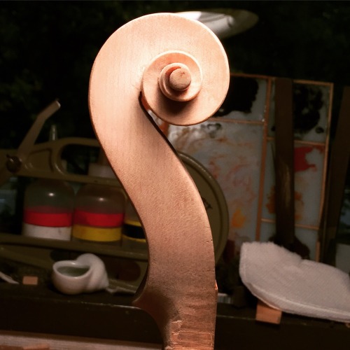 classicmaestro: gregbtracy: classicmaestro: gregbtracy: My latest scroll. The 9th or 10th one. I use