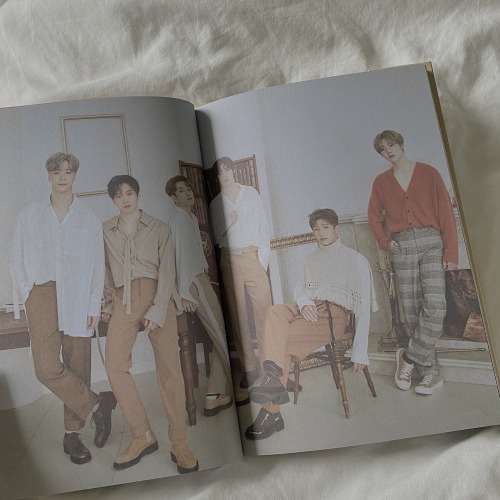 astro - blue flame ver. the book