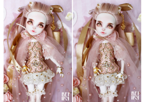 Sale  Monster high OOAK Catrine DeMew repaint custom doll