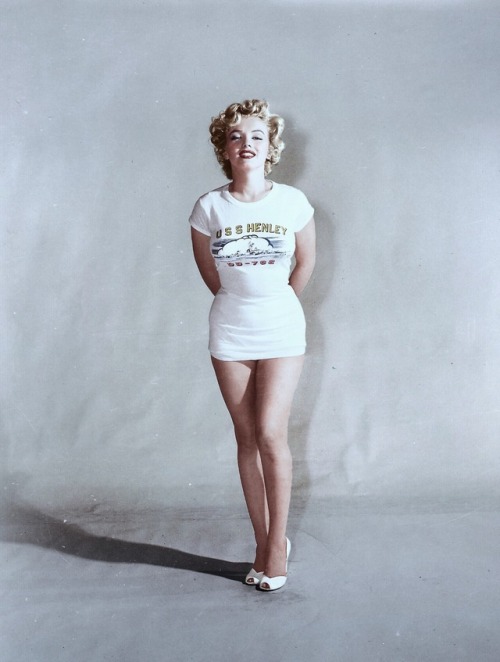 Marilyn Monroe, chosen by the crew of the destroyer, USS Henley as Miss Torpedo. 1952. Photo by Earl