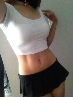 sweetbvbyangel:  My skirt came in the mail