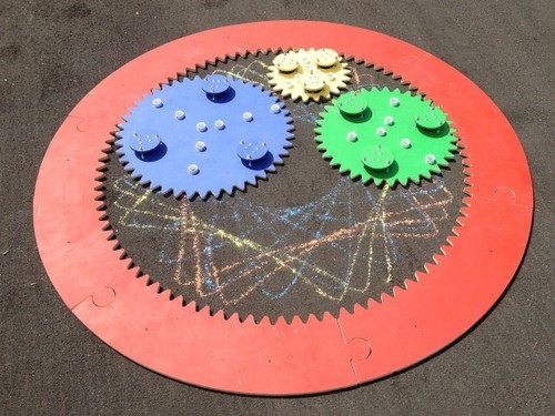 Supersized Spirograph? Ingenious! 