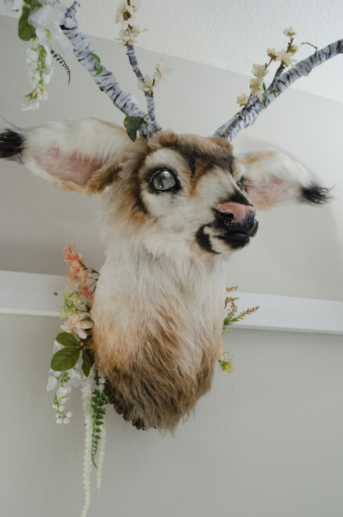 motleycrowmasks: The floral deer! A guardian spirit who embodies the life and growth of the forest. 