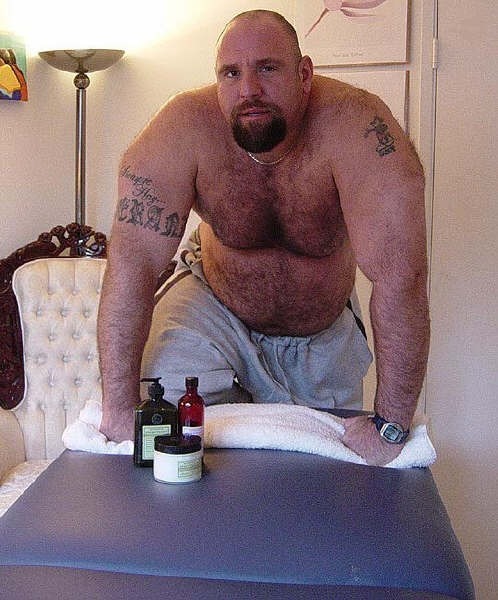 fuckyeahdaddies:  Loads of Daddies at Fuck Yeah Daddies.Click Here to Follow Fuck Yeah Daddies.
