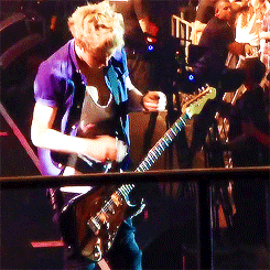 niamrockme:  x 