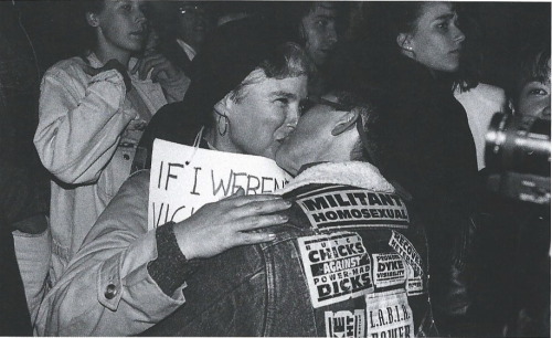 lesbianartandartists:Women kissing at Basic Instinct filming protest, 1992