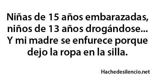 quizasnuncafuisteparami:  wethefuckingworld:  o en el suelo jajajajaj XD   O en la cama:c 
