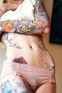 itattoobabes:  girl tattoo 