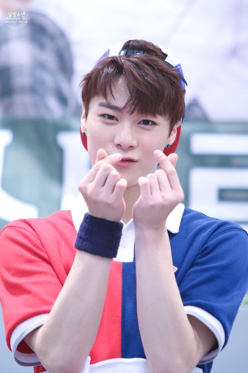 moonbin-n:   160806 일산팬싸 |  @MOONBIN_COM