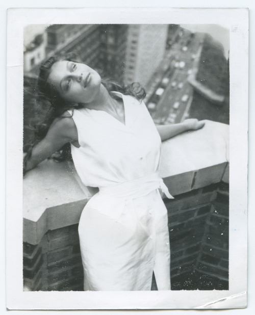 miss-vanilla:Laetitia Casta by Dewey Nicks.