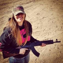 Kelseykay271:  ❤💙 Big Toys Make For Fun Days #Ak #Girlswithguns #Girlswhoshoot