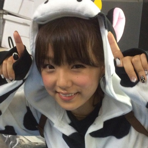 kawaiivoices:  【画像大量】篠崎愛さん（23）、即ハボ：キニ速 736