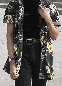 avianautopsy:  avianautopsy:  ok so we’ve established cowgoth but does hawaiian