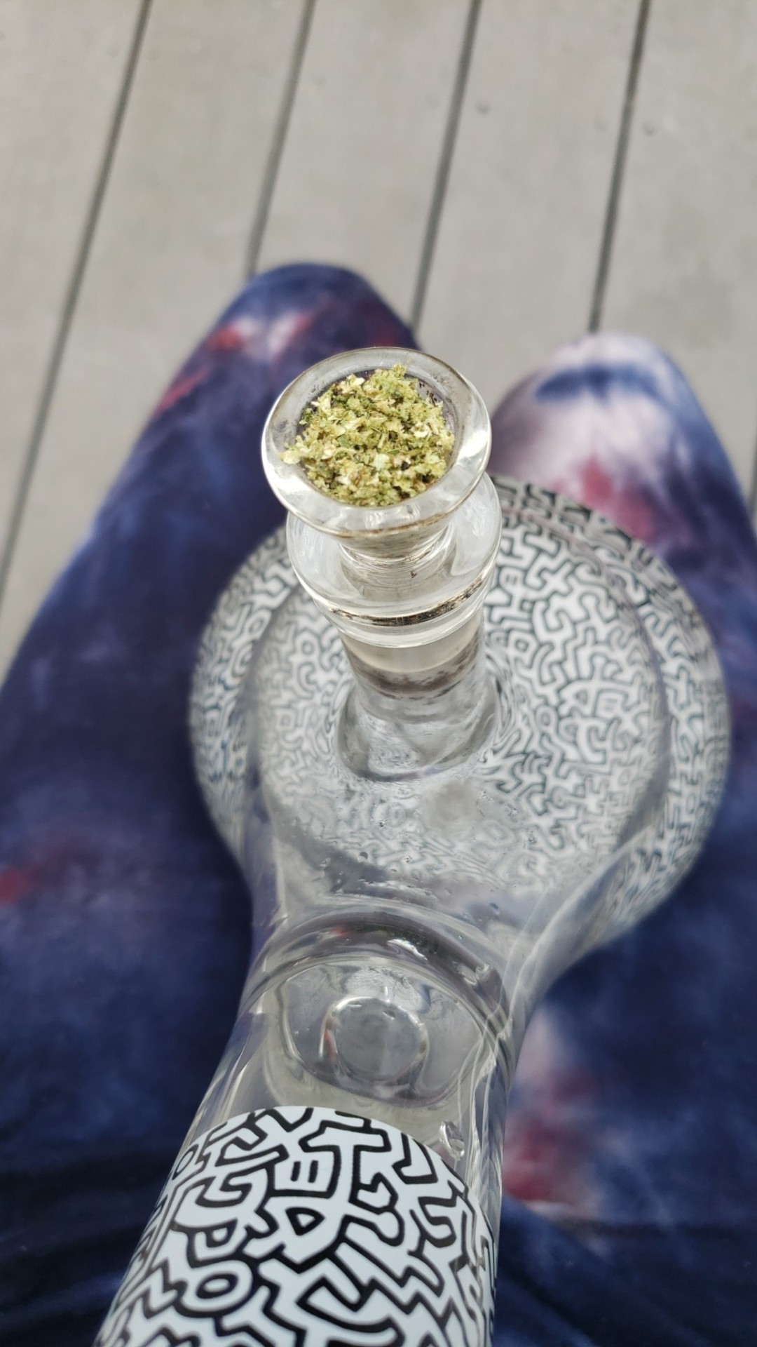 indica-illusions:My bongs so trippy to look at 👀