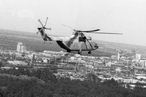 enrique262:perspectivemax:enrique262:Chernobyl nuclear power plan disaster, soviet Mil Mi-26 &l