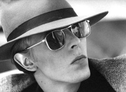 soundsof71:David Bowie, by Terry O’Neill