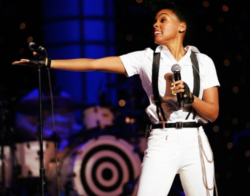 lexxerduglas:afterellen:Janelle Monáe - Variety’s Breakthrough Awardsmy queen