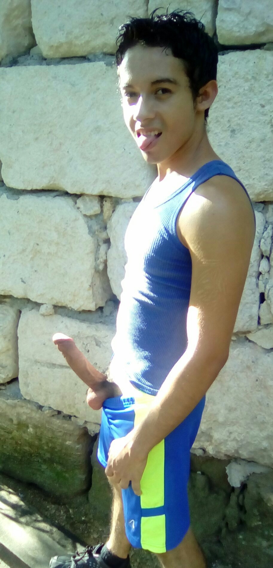 cmarce21:  chileno21cms:  deliciouscollectionofmen:  18+ and so delicious  🤤🤤🤤