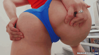 sweetjeebus:  Mandy Muse