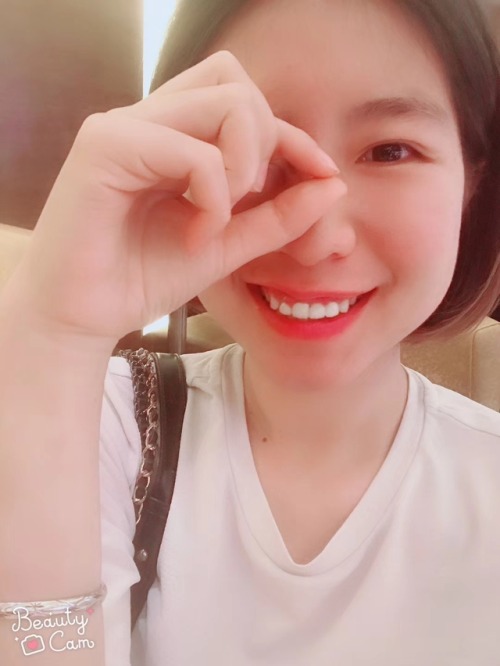 tougaoaaaa: 汤友投稿  投稿加QQ：726774699   备注来意分享你的女友，前女友，老婆，情人出卖你的闺蜜，报复你的室友，报复你不喜欢的人