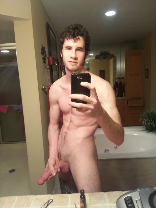 gayphones:  iPhone gay pictures