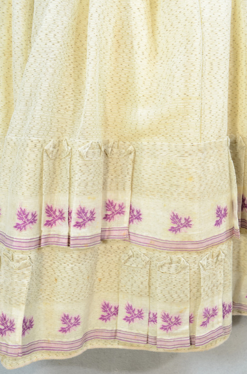 Day dress ca. 1860′sFrom the Irma G. Bowen Historic Clothing Collection at the University of N