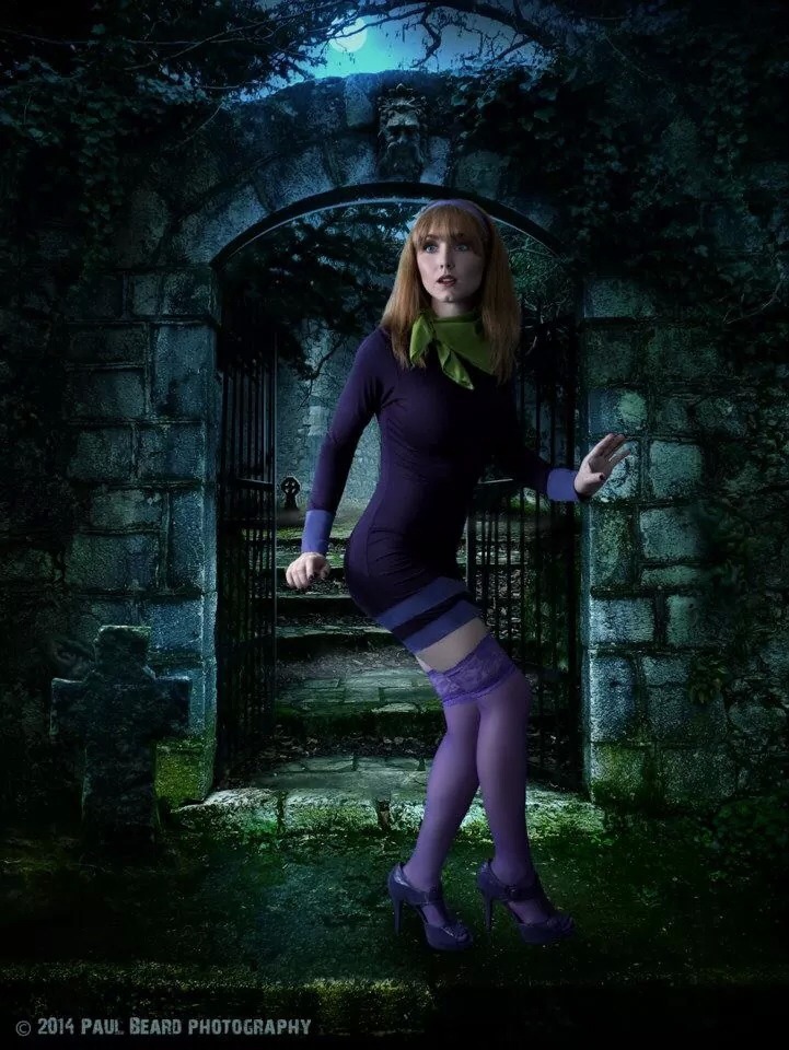 parker1492:  Sexy Daphne  Cosplay