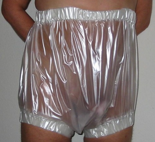 billie1951: cover-pants-62:PLAYTIME/nighttime plastic pants. ❤❤❤❤❤❤❤❤❤❤❤❤ wow BIG !! like it  Super 