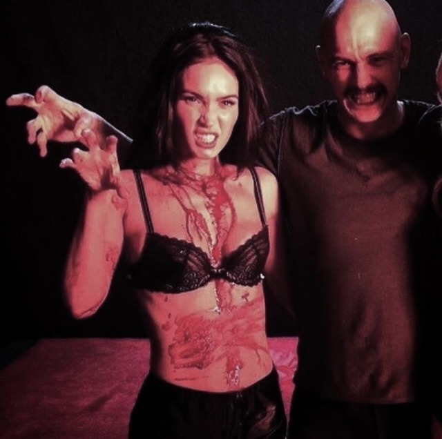 Oh to be a horror movie actress taking BTS photos covered in fake blood…