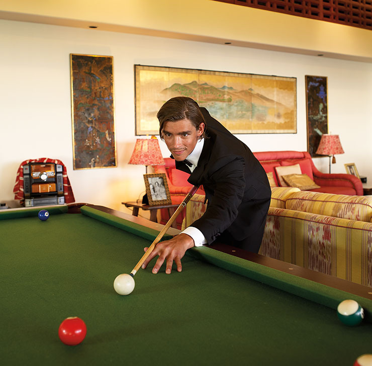 the-uncertainty-kills-me:Brenton Thwaites for http://www.hiluxury.com/drama-king/nggallery/image/brenton_20150201_02/