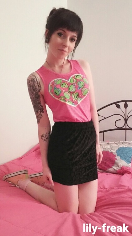 lily-freak:  Message me for details about my Private Blog and Premium Snapchat.  [don’t remove caption or you will be blocked]